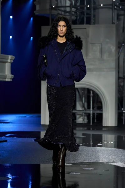 Look 43
